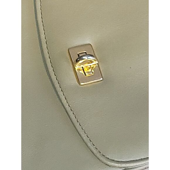 Faux Leather Unbranded Clutch Purse - Picture 3 of 7
